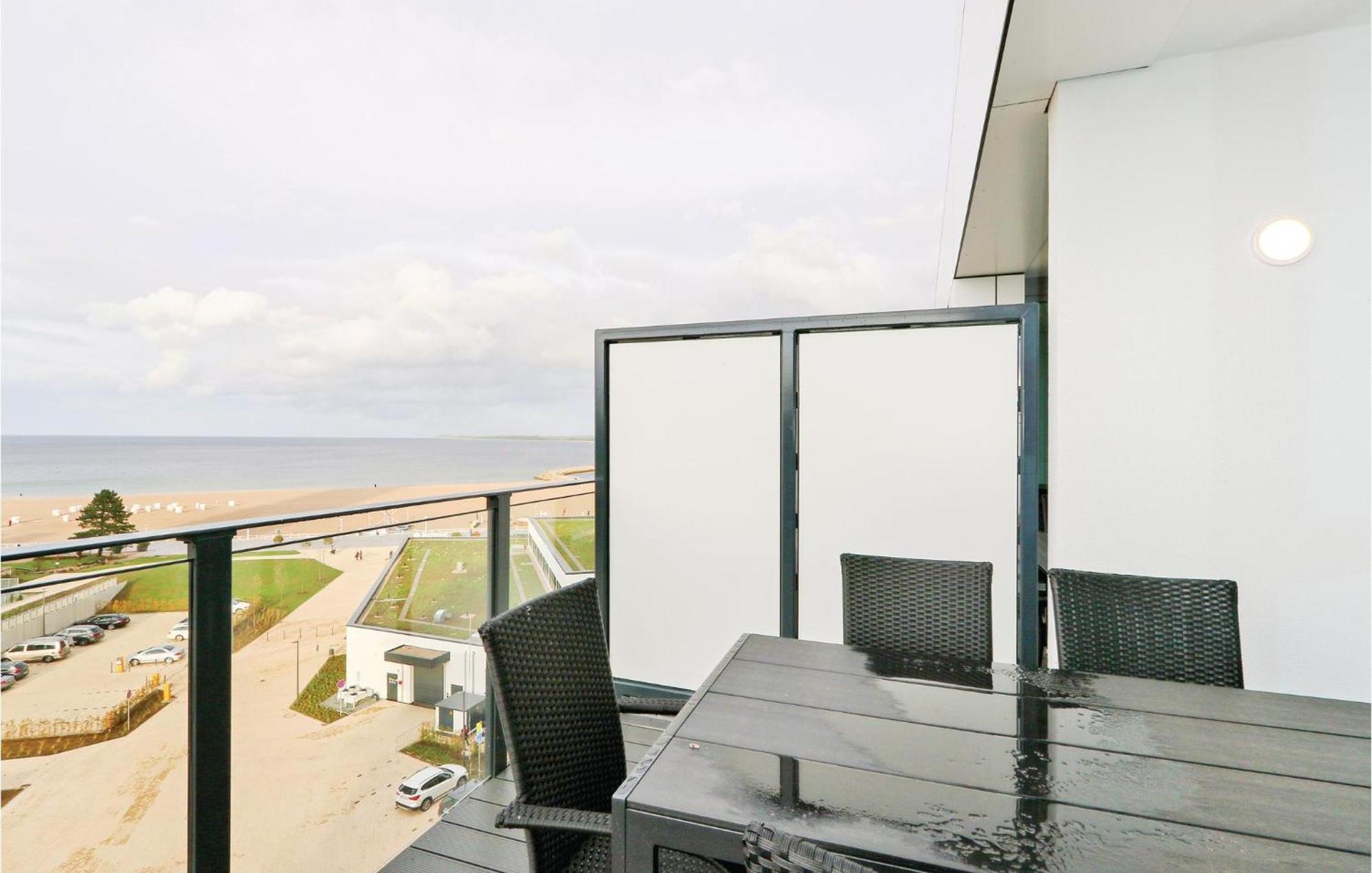 Nice Apartment In Luebeck Travemuende With Sauna ภายนอก รูปภาพ